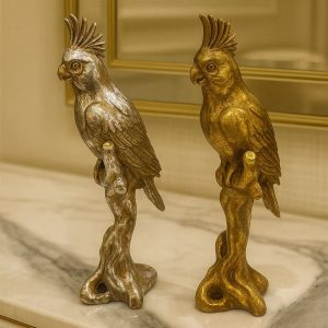 parrot statue decoration